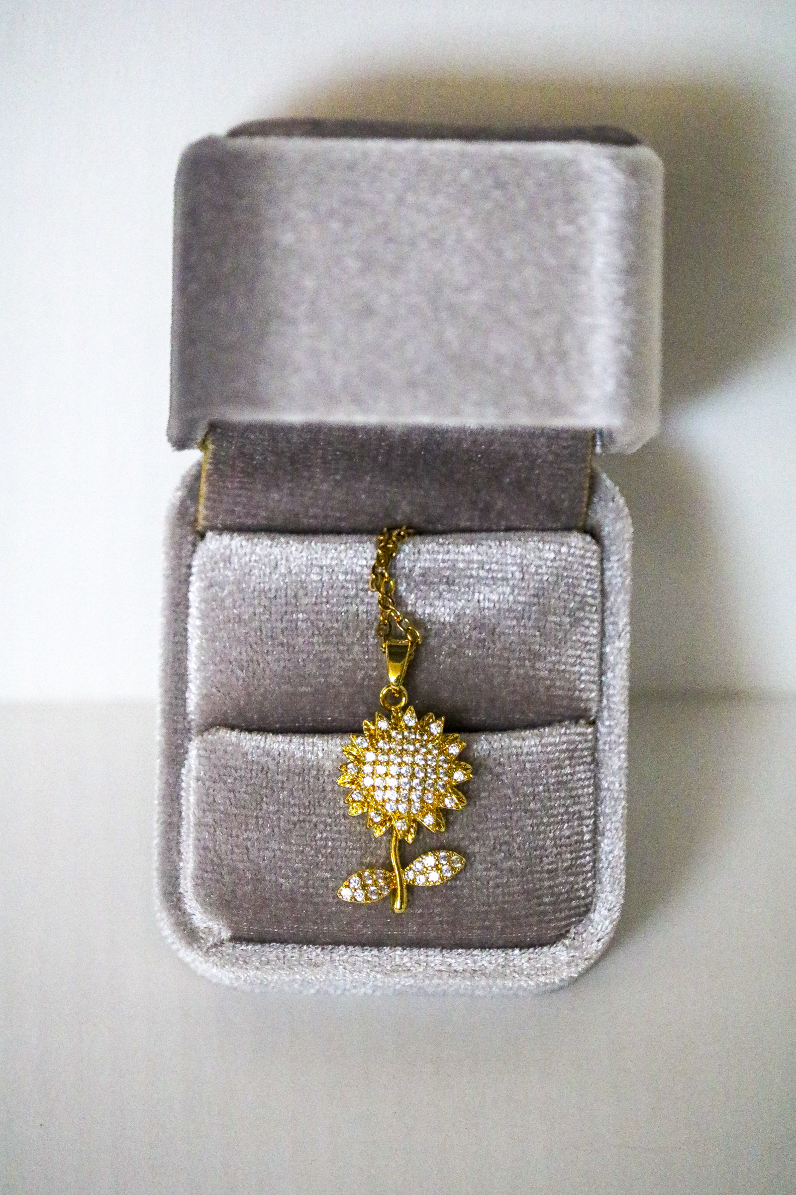 Collar Giratorio de Girasol