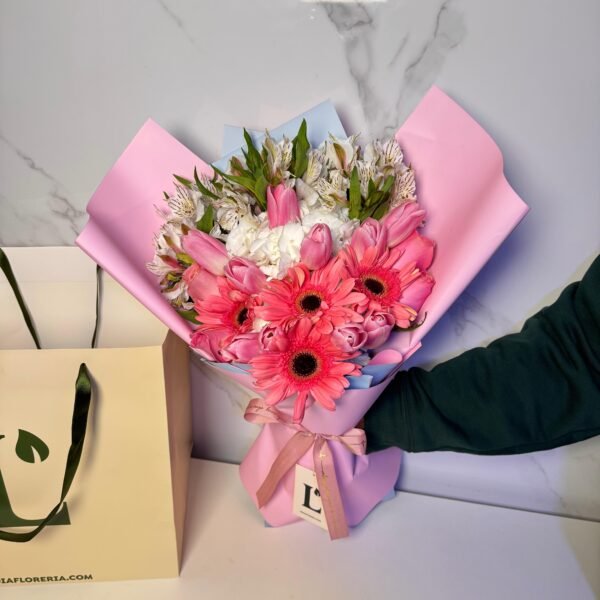 Tulipanes y gerberas vip