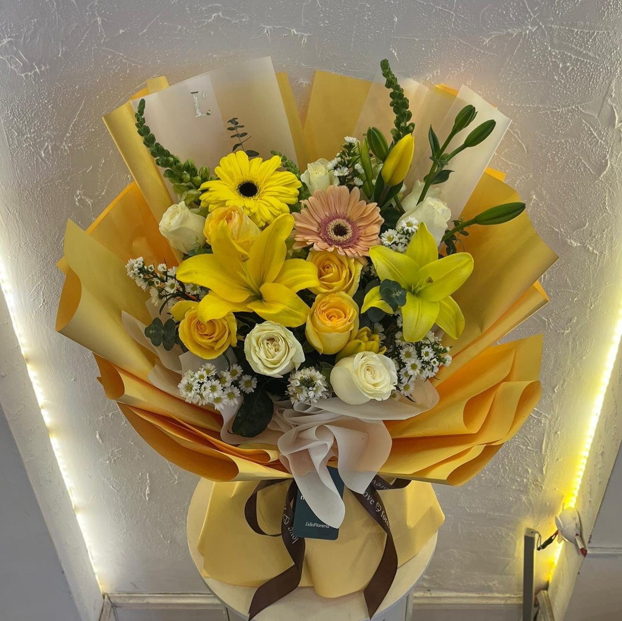 bouquet base amarilla 3